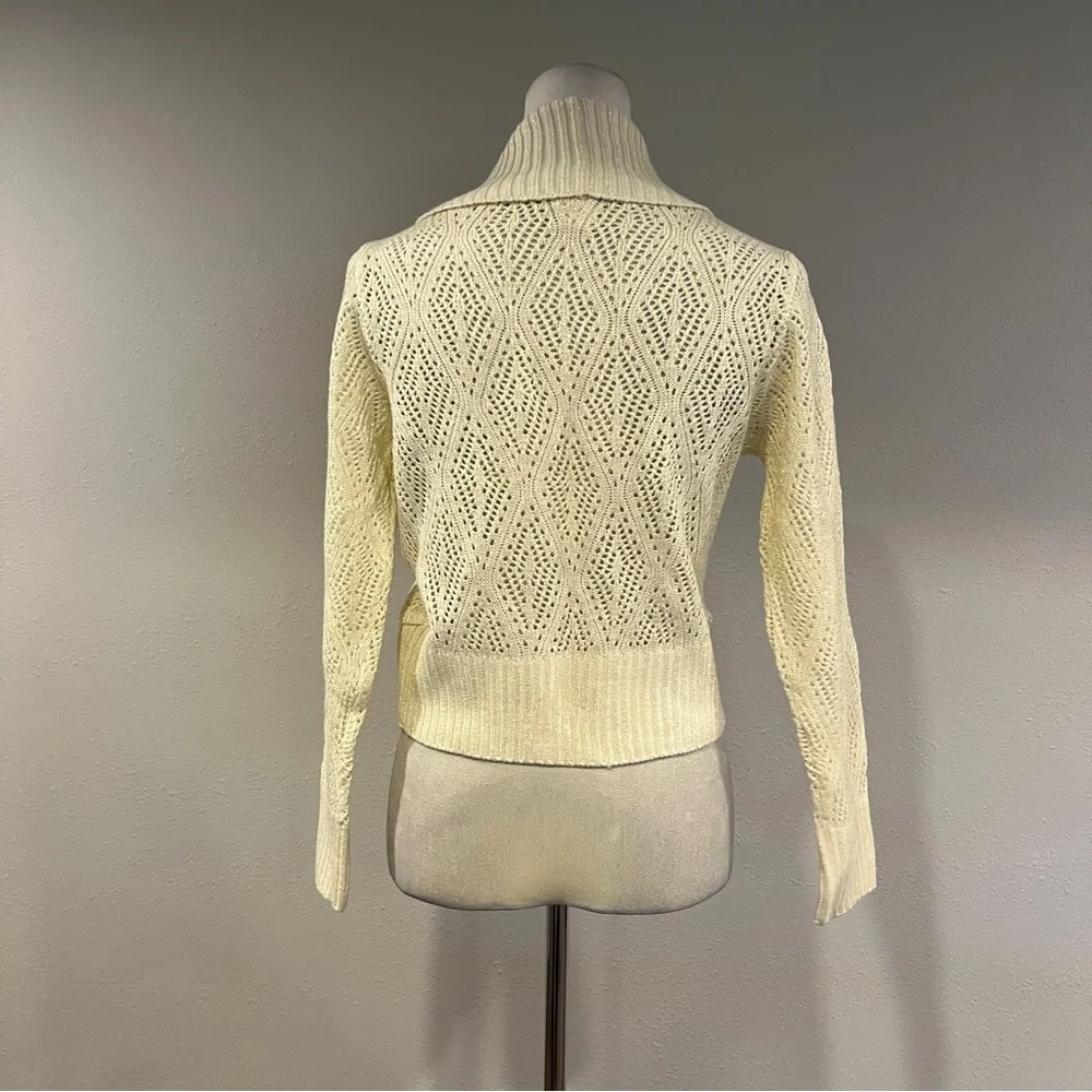 Cream Open-Front‎ Knit crop Sweater size small